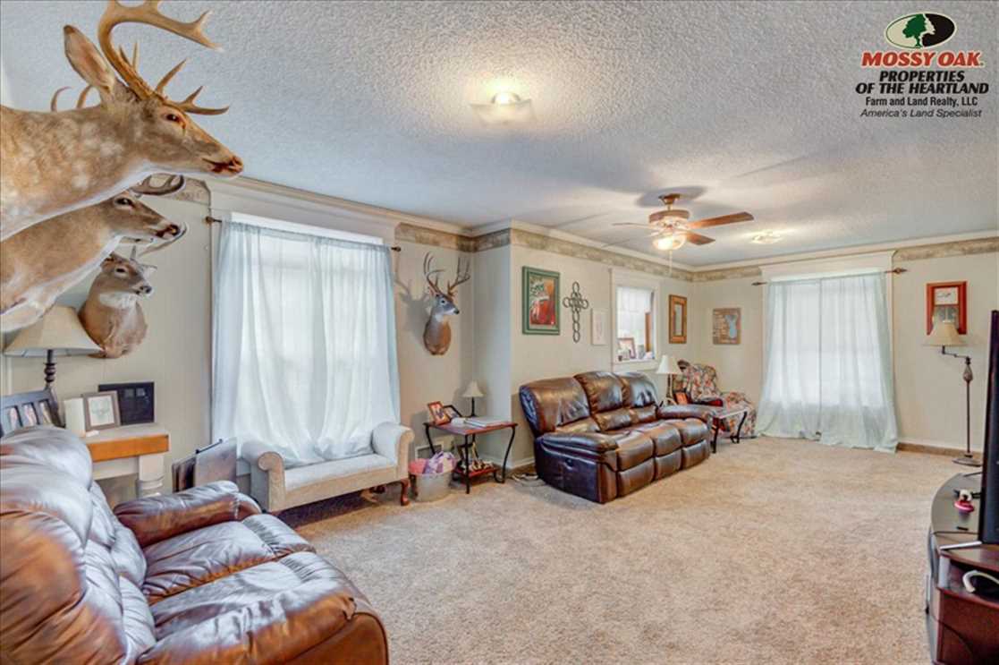 Property for sale at 607 E. 4th Ave.