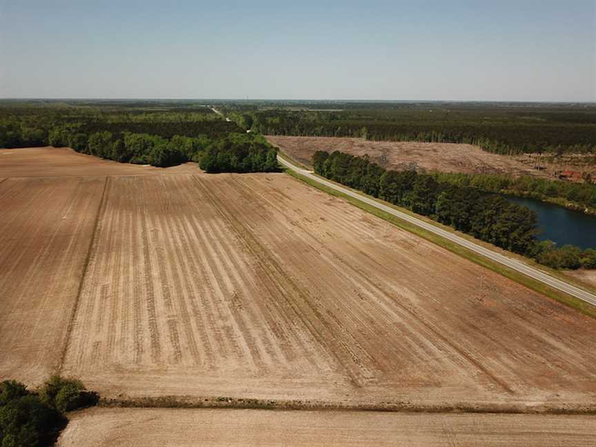 Houses and land for sale in North Carolina