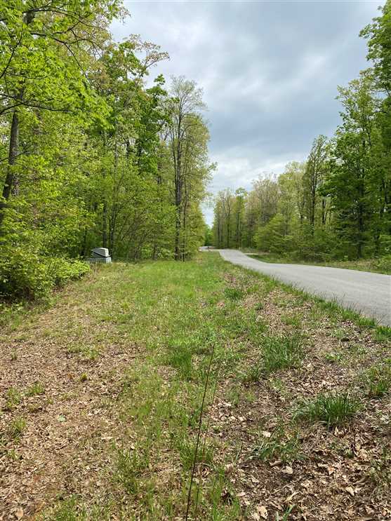 3.06 Acres of Residential land for sale in South Pittsburg, marion County, Tennessee