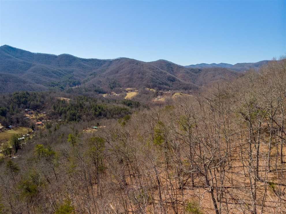Houses and land for sale in North Carolina