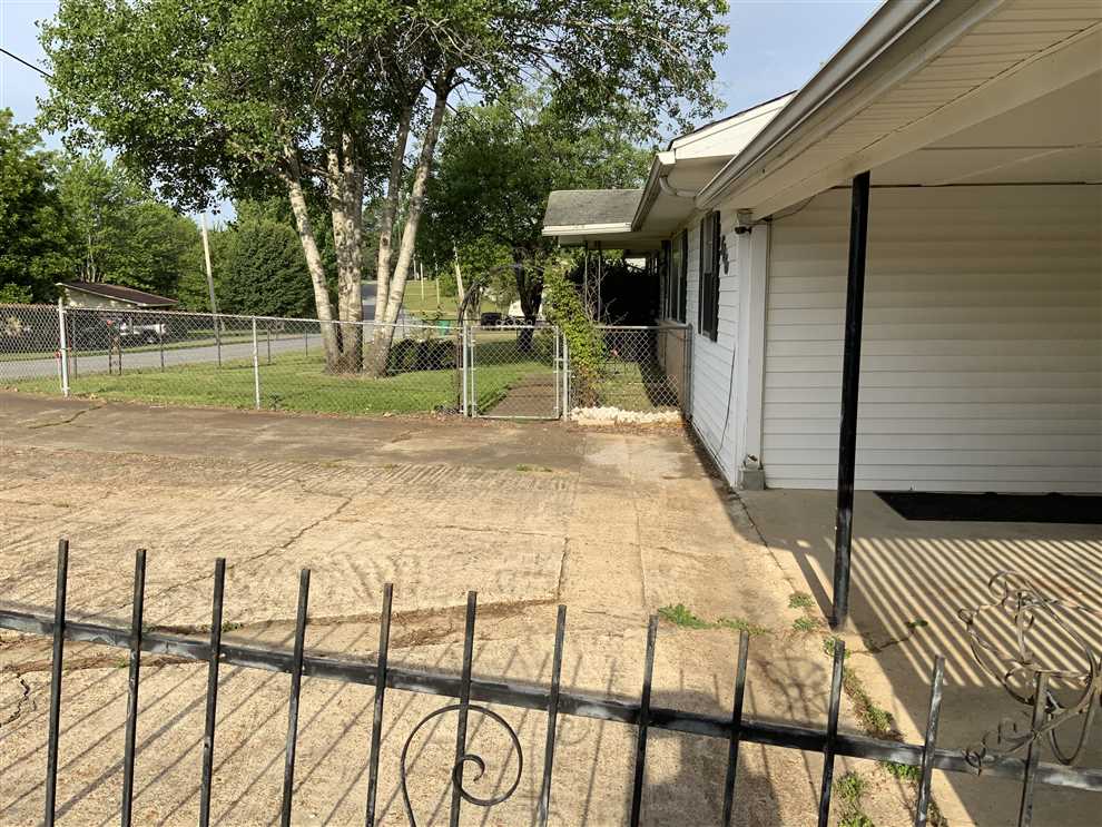 real estate available to buy