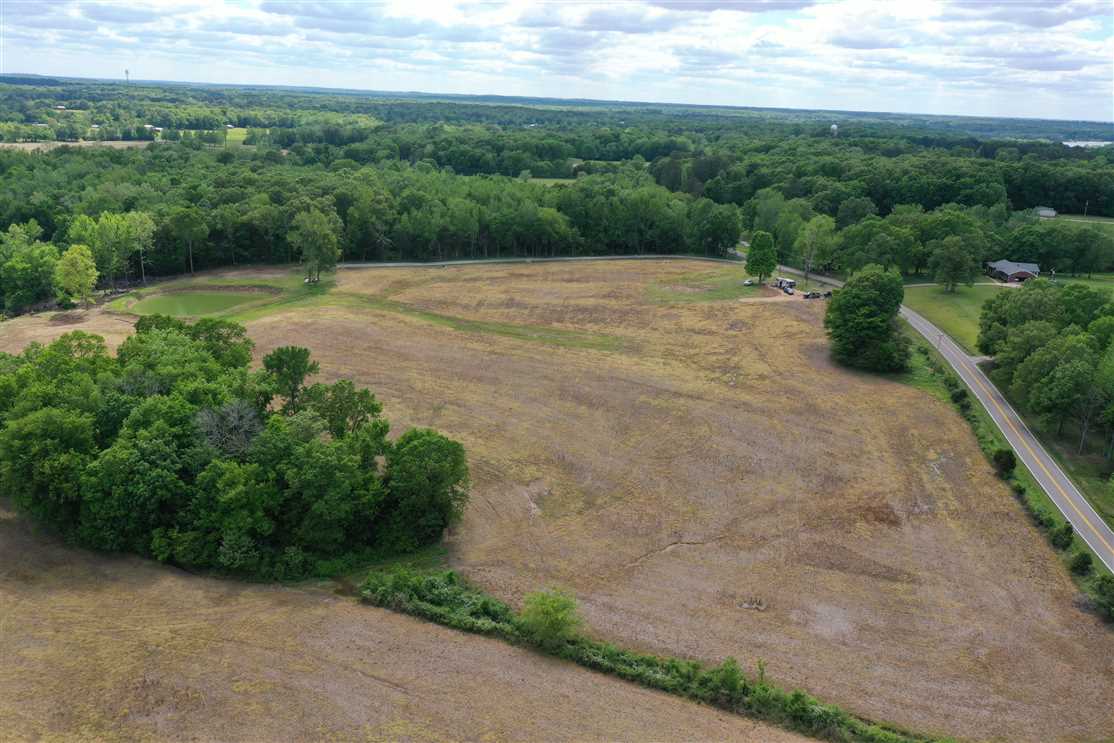 36 Acres of Income Producing Row Crop land! Excellent hunting near Kentucky Lake! Real estate listing