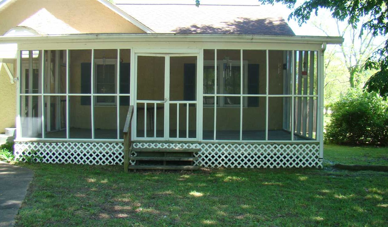 Summersville land available for purchase