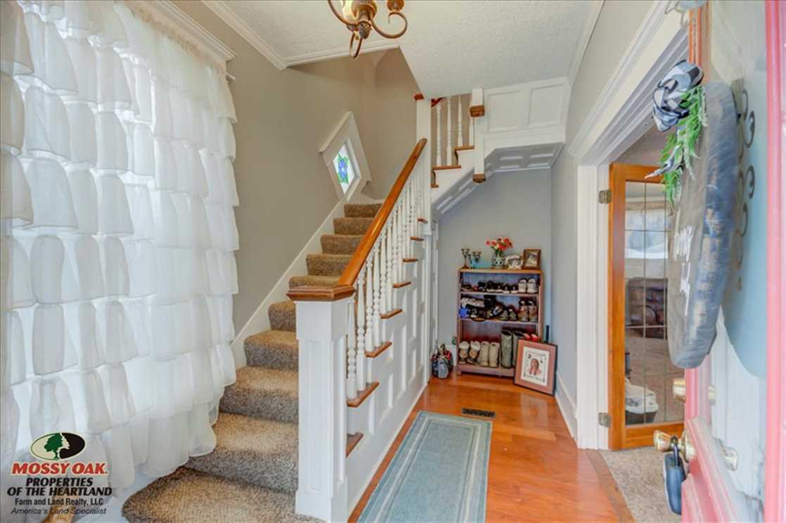 real estate available to buy