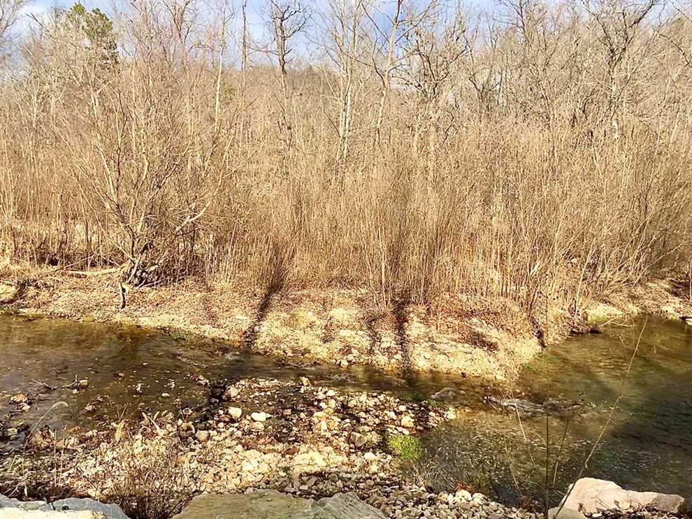 Houses and land for sale in Missouri