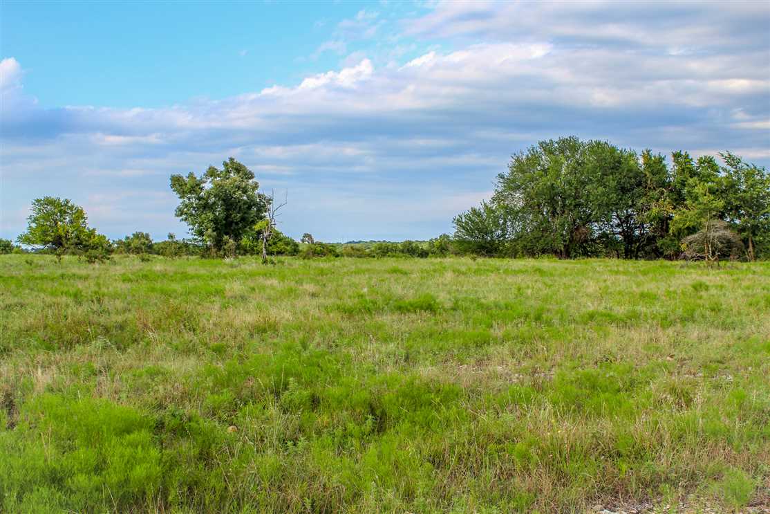 Houses and land for sale in Oklahoma