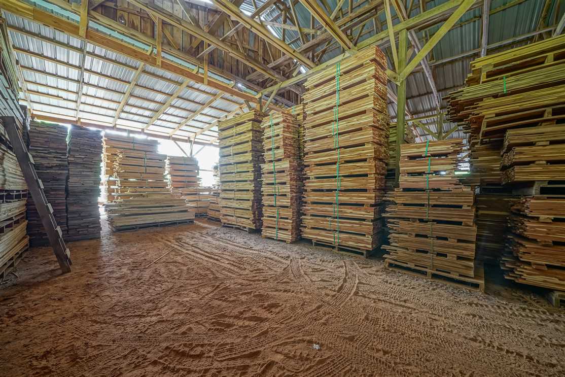 Commercial and   property for sale on The Land Market