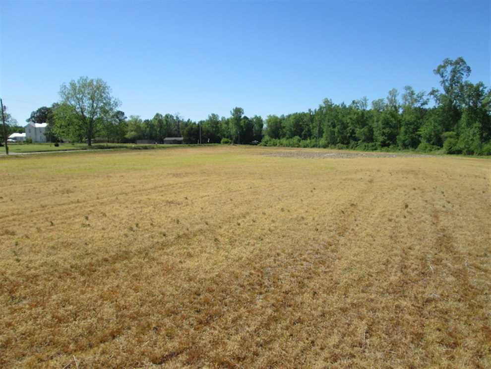Houses and land for sale in Virginia