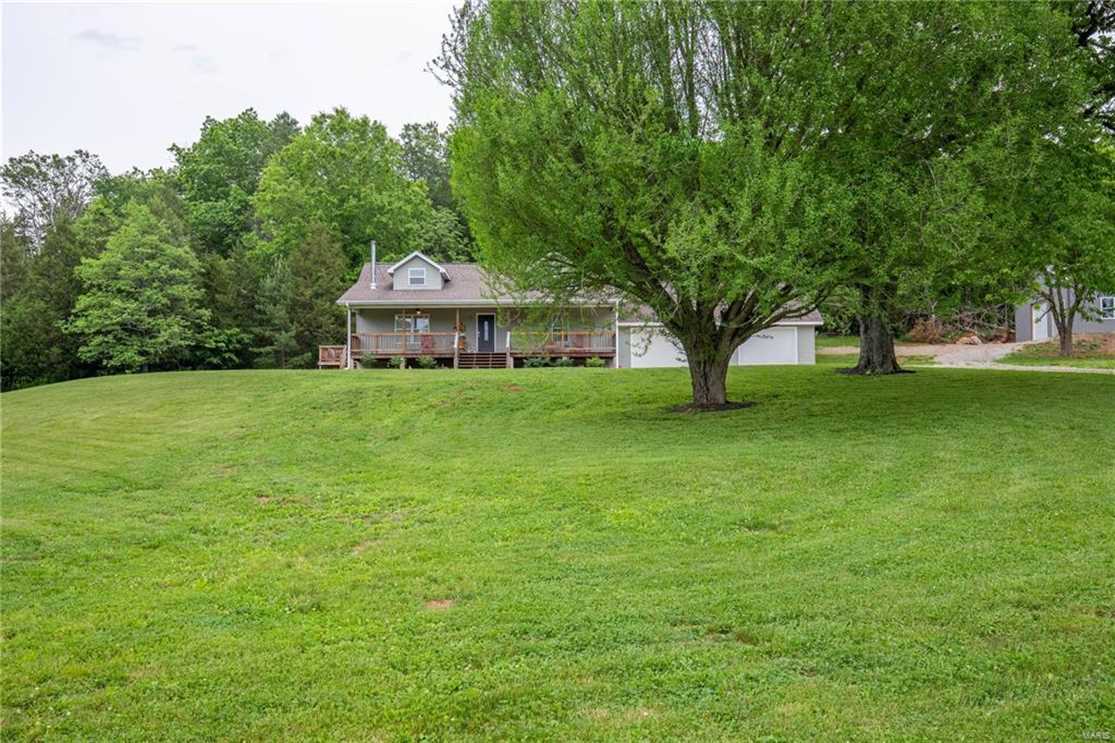 Large Home on 87 Acres For Sale in Silva, Missouri, Wayne County Real estate listing