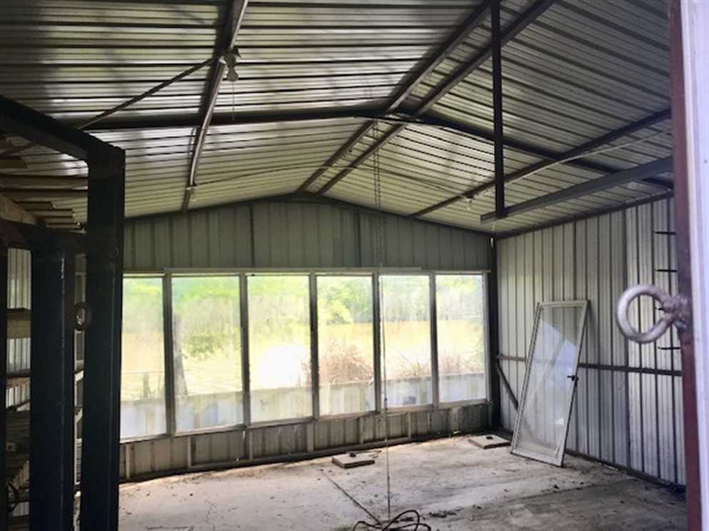 Residential and   property for sale on The Land Market