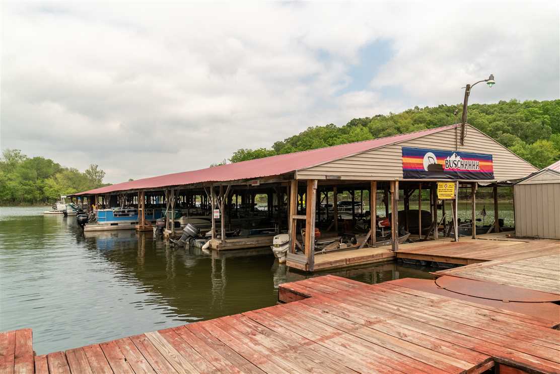Resort and Marina on 32 Acres For Sale Lake Wappapello, Missouri, Wayne County Real estate listing