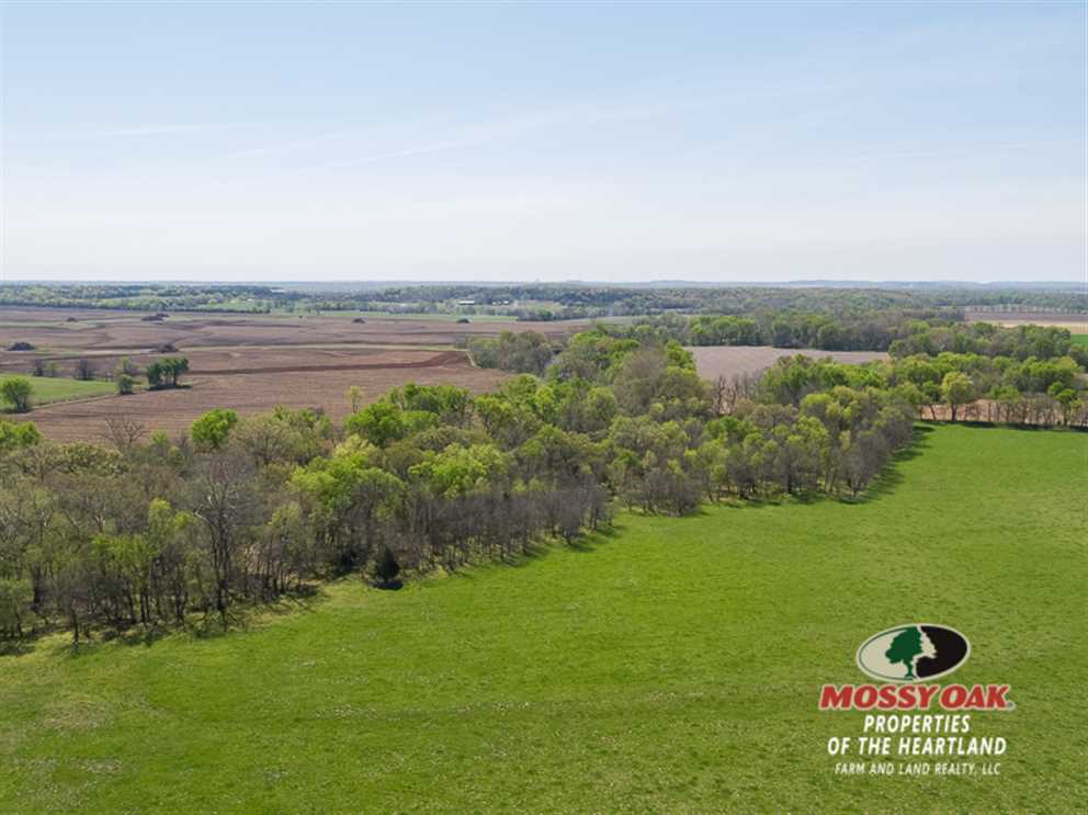 18.4 Acres of Land for sale in montgomery County, Kansas