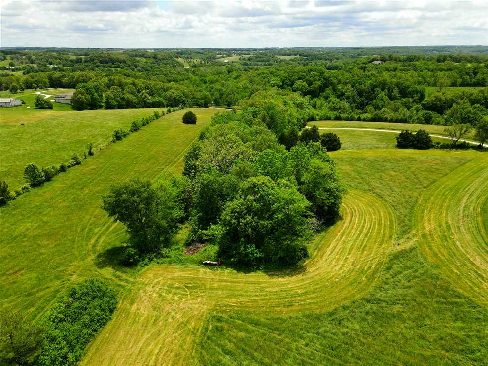 Houses and land for sale in Missouri