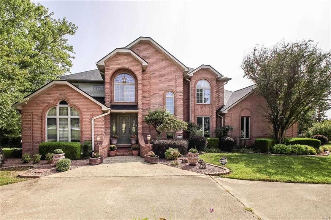 real estate available to buy
