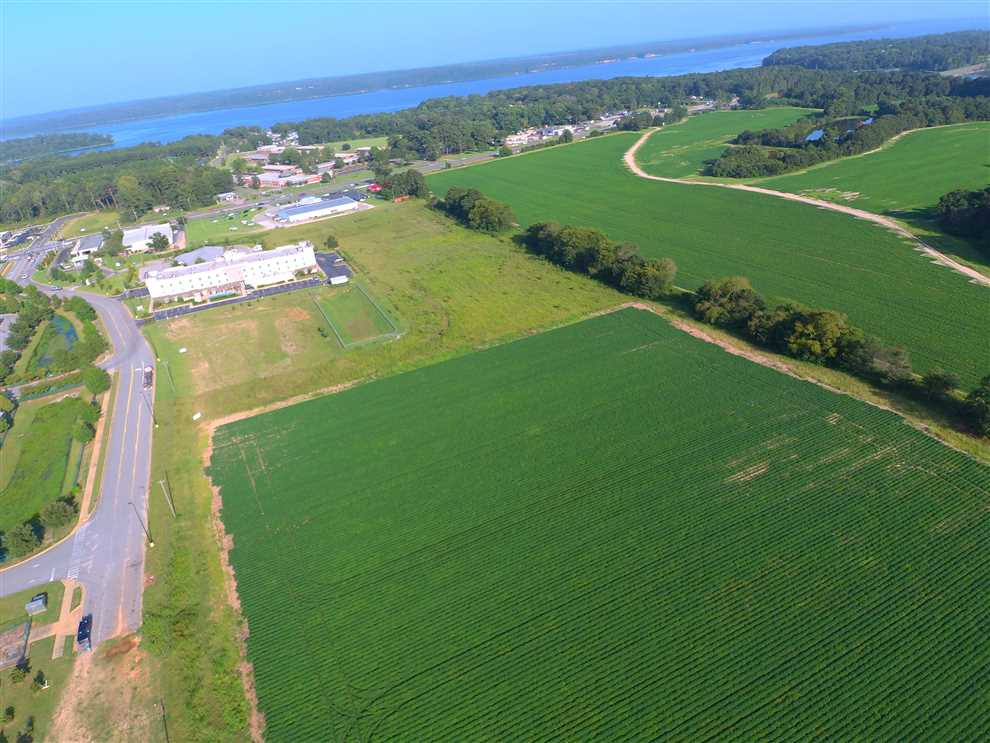 Land for sale at Highway 431 South