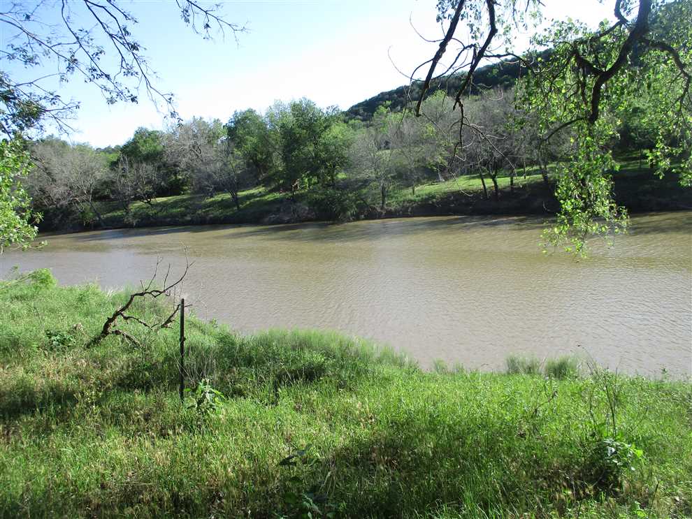 106.23 Acres of Recreational land for sale in Lampasas, lampasas County, Texas