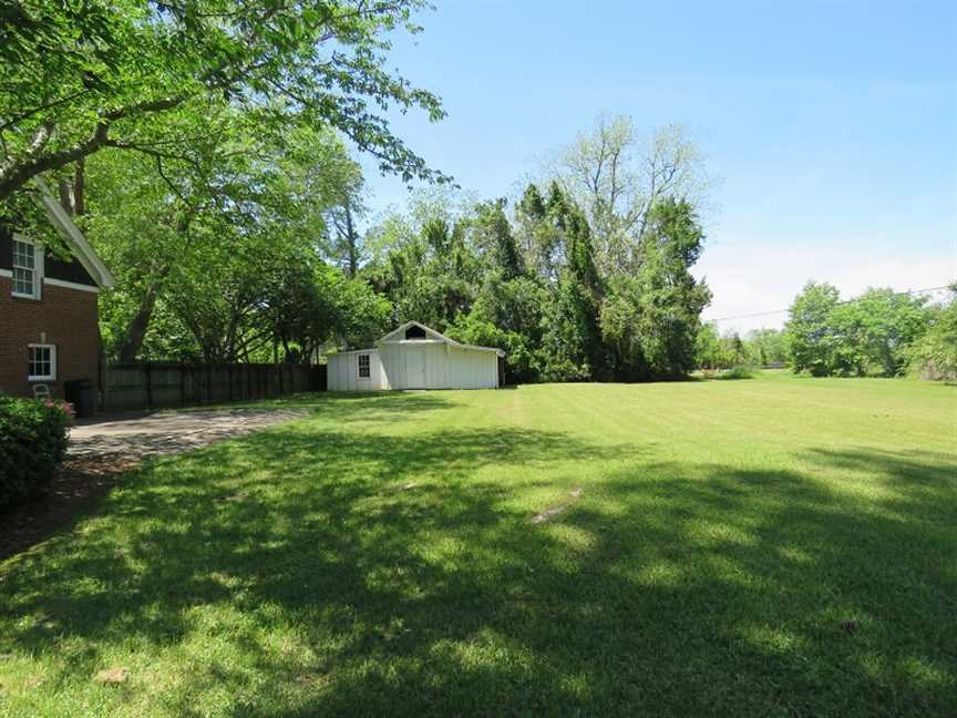 3.32 Acres of Residential land for sale in Lake Waccamaw, columbus County, North Carolina