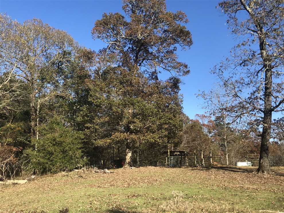 Houses and land for sale in Mississippi