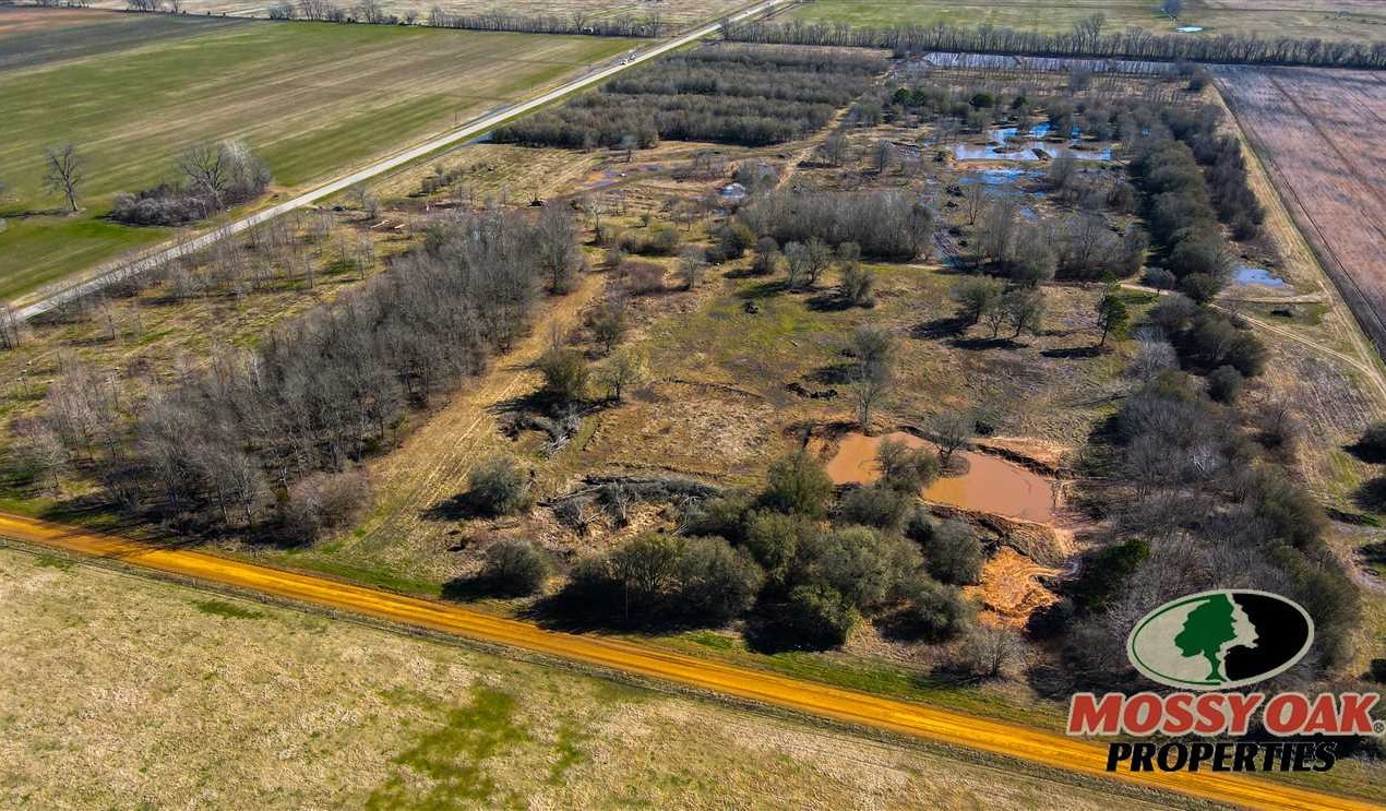 Recreational land real estate to buy in mccurtain County OK