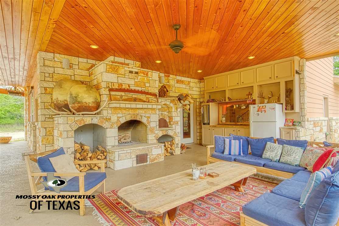 Secluded Homestead Paradise Real estate listing