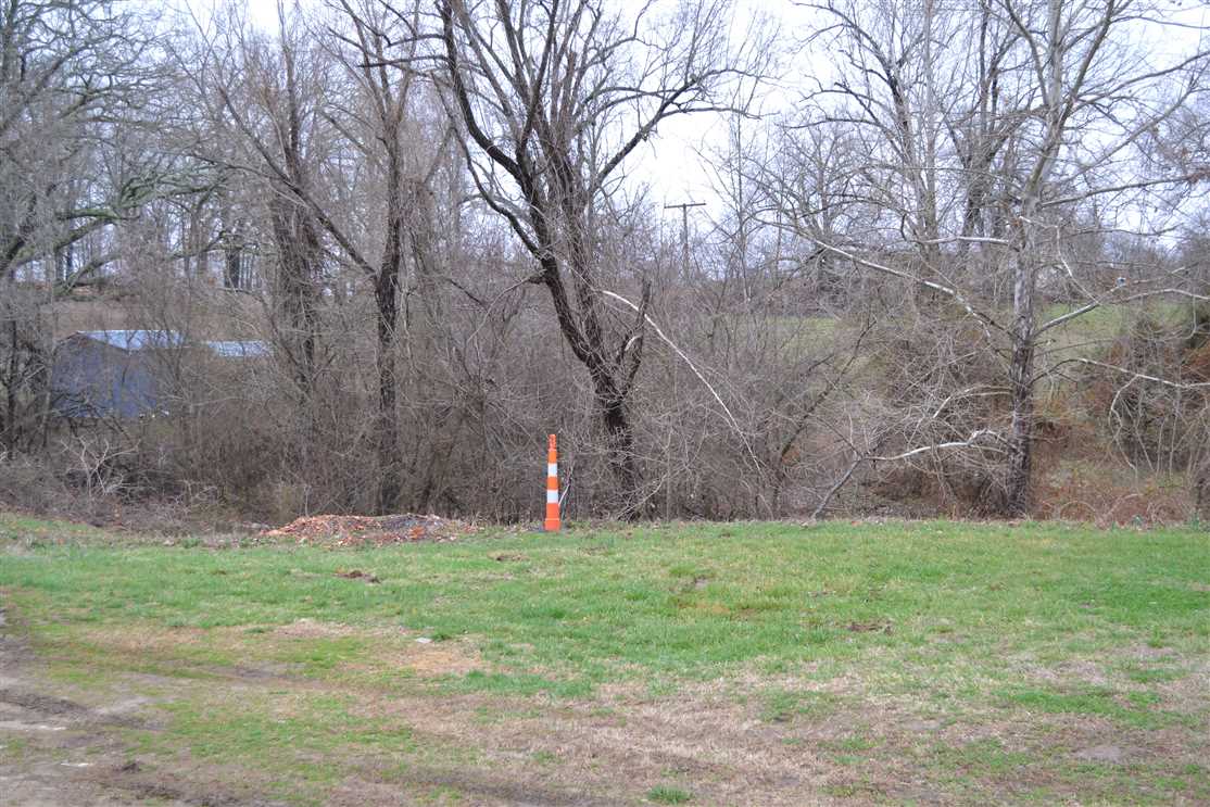 Commercial and   property for sale on The Land Market
