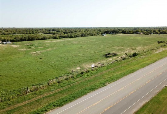 24 Acres of Land for Sale in wilson County Texas