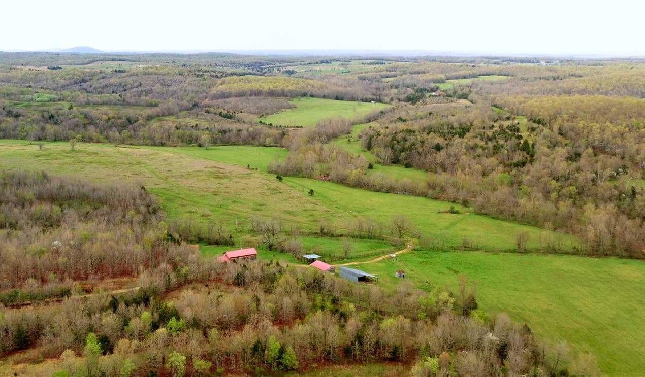 House, Shops, Barn, 20 +/- ac goat fencing, 1 +/- miles of Strawberry River, Pasture, Fulton County Real estate listing