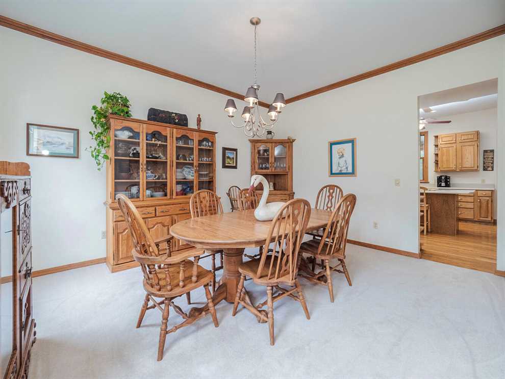 112.84 +/-  acre Estate Home, Guest House and Lake Access for Sale in Granville County, NC! Real estate listing