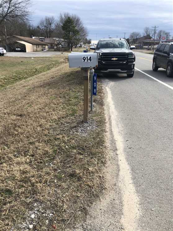 1.9 Acres of Commercial land for sale in Cave City, sharp County, Arkansas