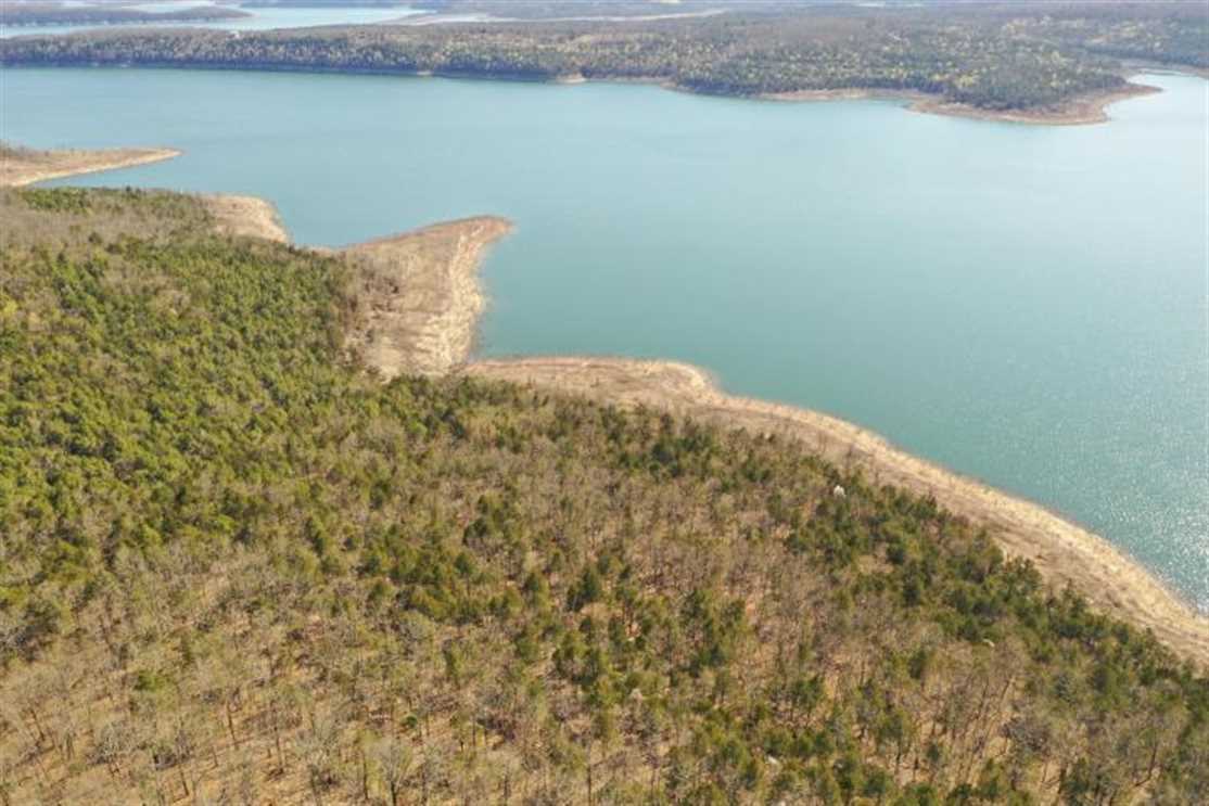 Bull Shoals Lake shore property.. Real estate listing