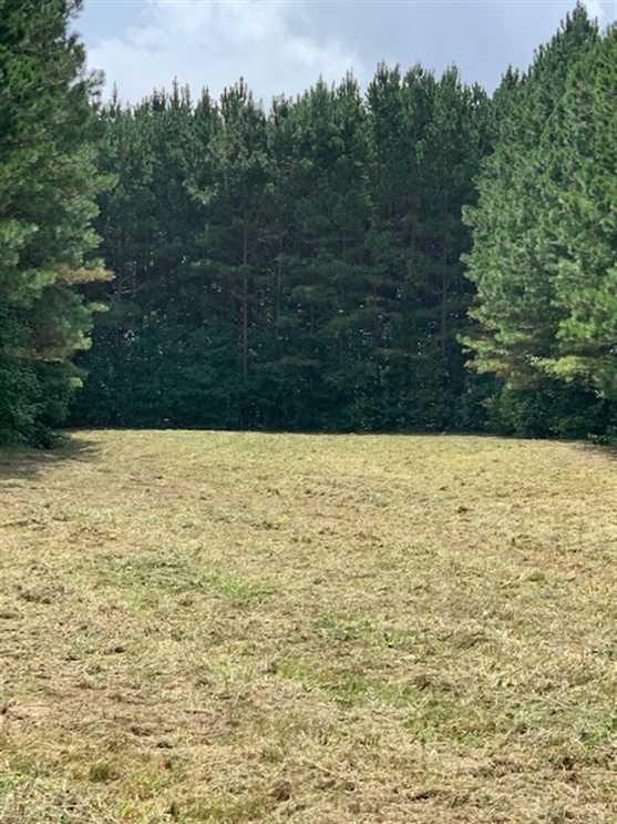 Property for sale at 8860 State Line Rd