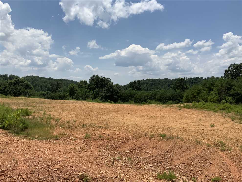 8.56 Acres of Land for sale in humphreys County, Tennessee