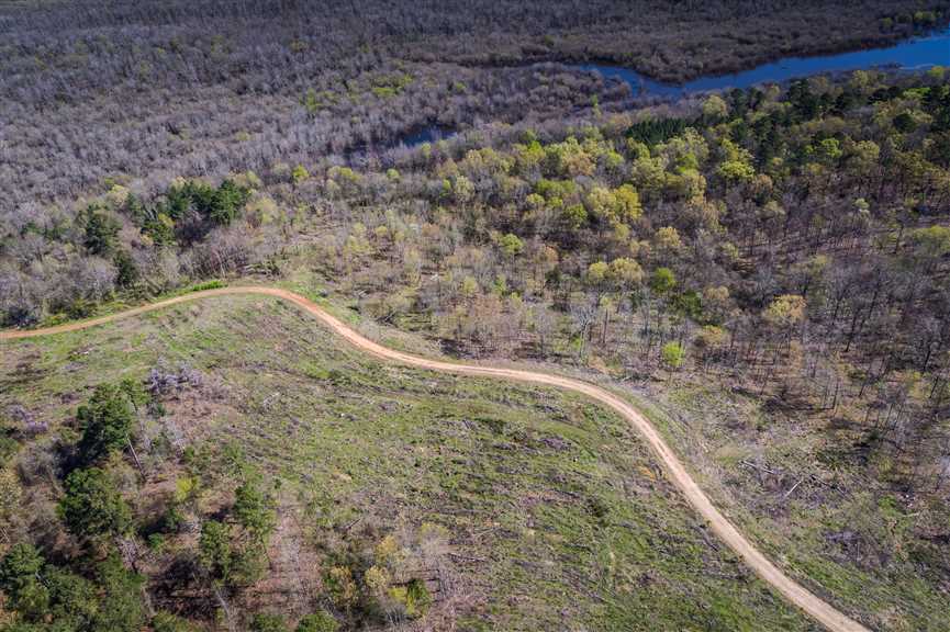 Houses and land for sale in Louisiana