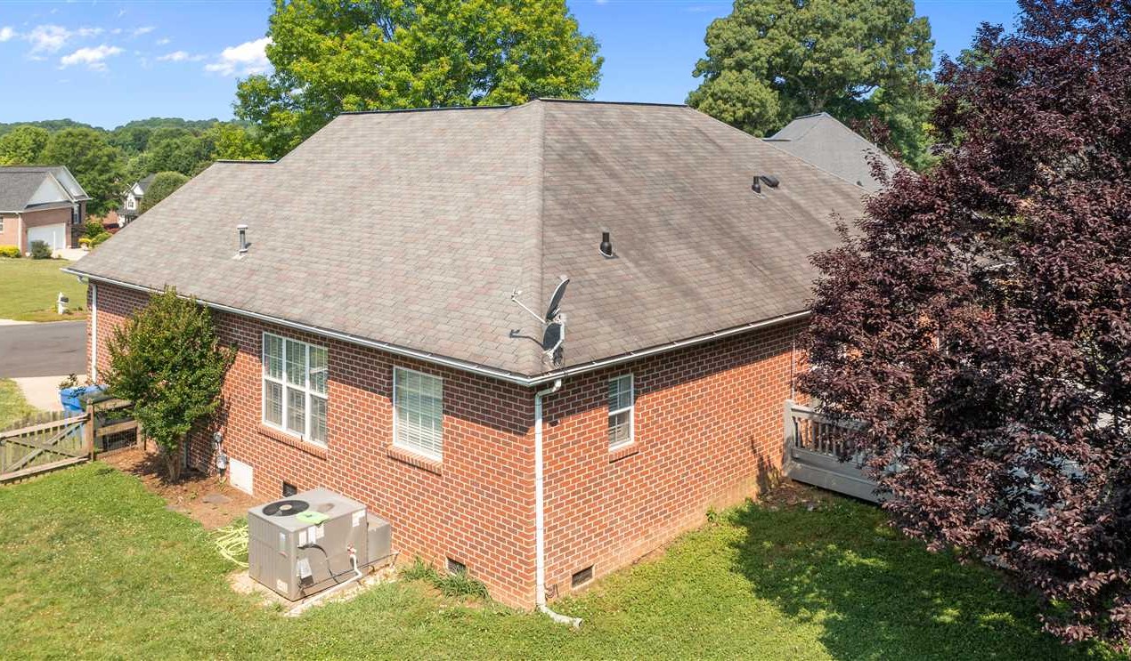 3Bd/2Ba Home in Mooresville, Iredell County Real estate listing