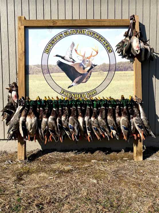 524 +/- Private Duck Hunting Club Henry County, MO Real estate listing