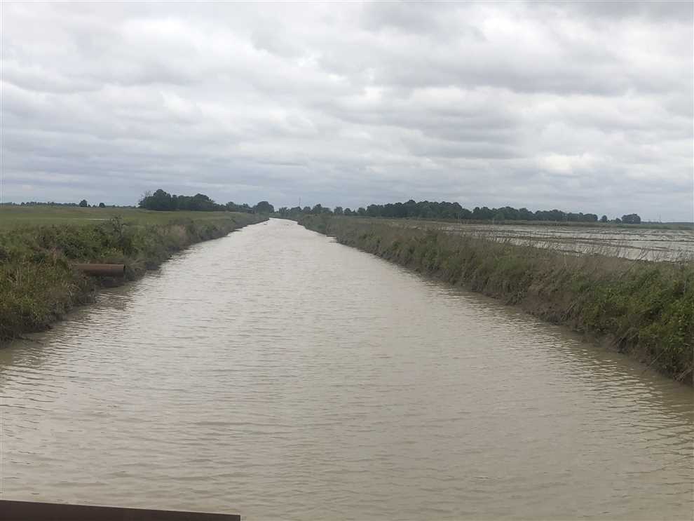 Farmland real estate available to buy
